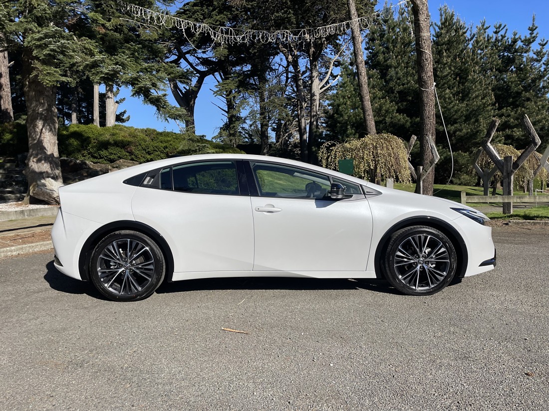 2023 Toyota Prius Z Hybrid - Toyota NZ