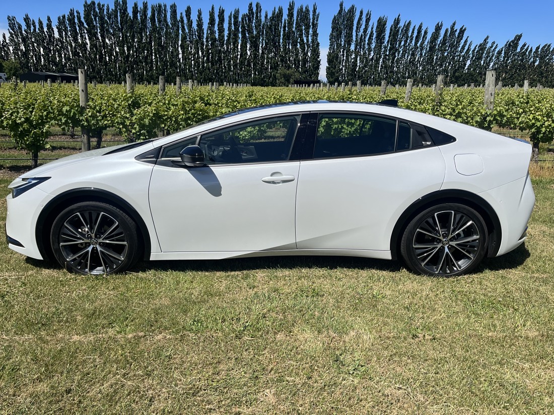 2023 Toyota Prius 2.0 Hybrid Z 5 Dr Hatch FWD - Toyota NZ