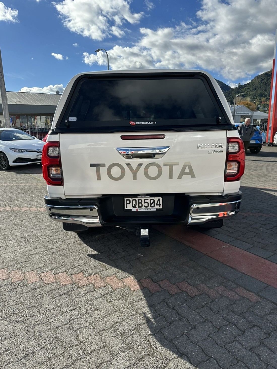 2022 Toyota Hilux Sr5 Td Dc 2.8Dt/4Wd - Toyota NZ