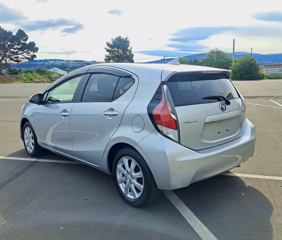 Used 2015 TOYOTA AQUA HYBRID S/DAA-NHP10 for Sale BW155922