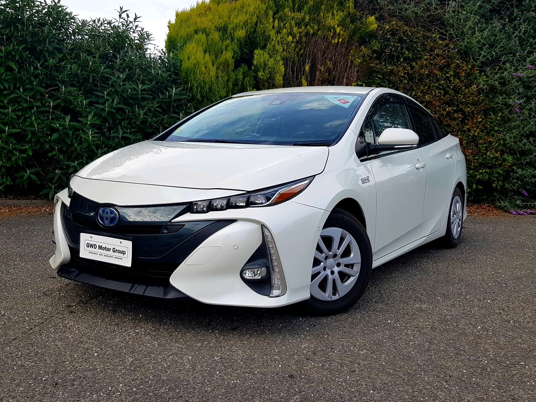 2017 Toyota Prius PHV Plug In Hybrid G - Toyota NZ