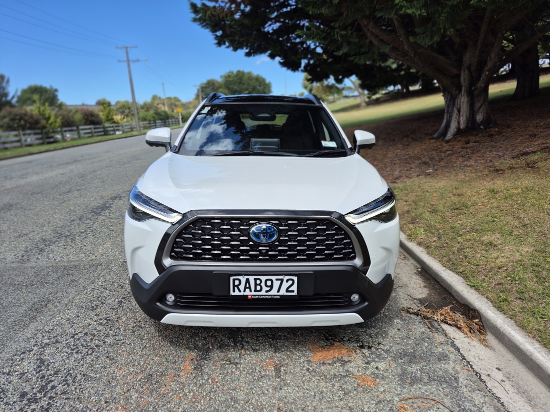2023 Toyota Corolla Cross Limited 2.0P HEV ECVT AWD SUV/5D/5S - Toyota NZ