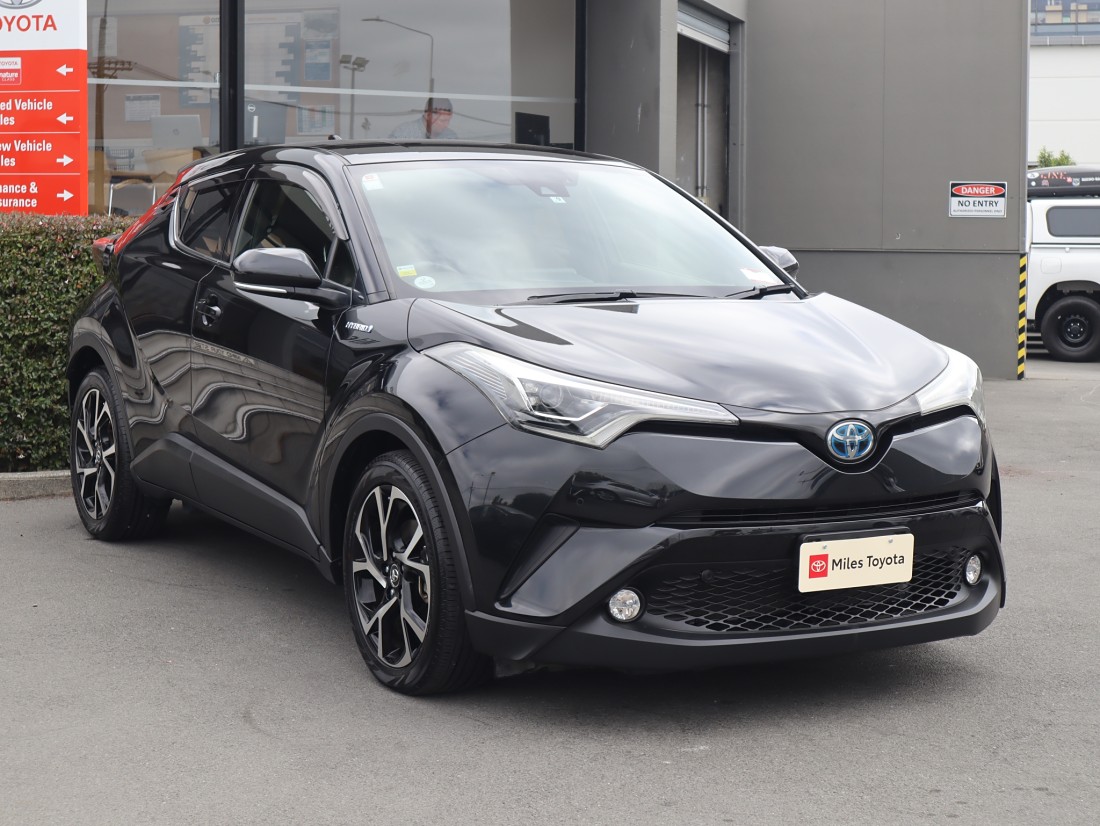 2017 Toyota C-HR G Spec HYBRID CHR, Leather - Toyota NZ