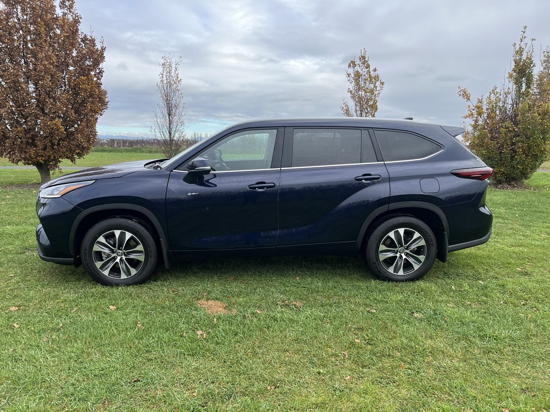 2024 Toyota Highlander Limited 2.5P HEV ECVT AWD SUV/5D/7S - AS NEW ...