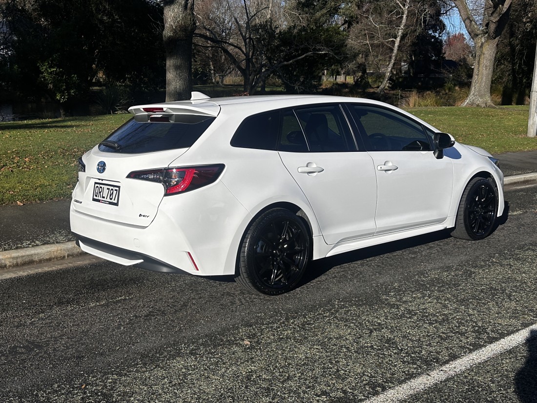 2024 Toyota Corolla GX 1.8 ECVT Hybrid Wagon - Toyota NZ