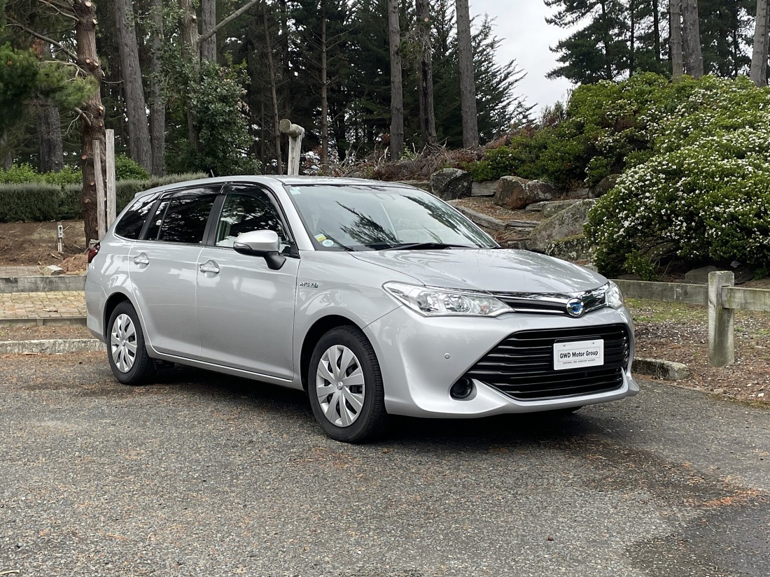 2017 Toyota Corolla Fielder Hybrid - Toyota NZ