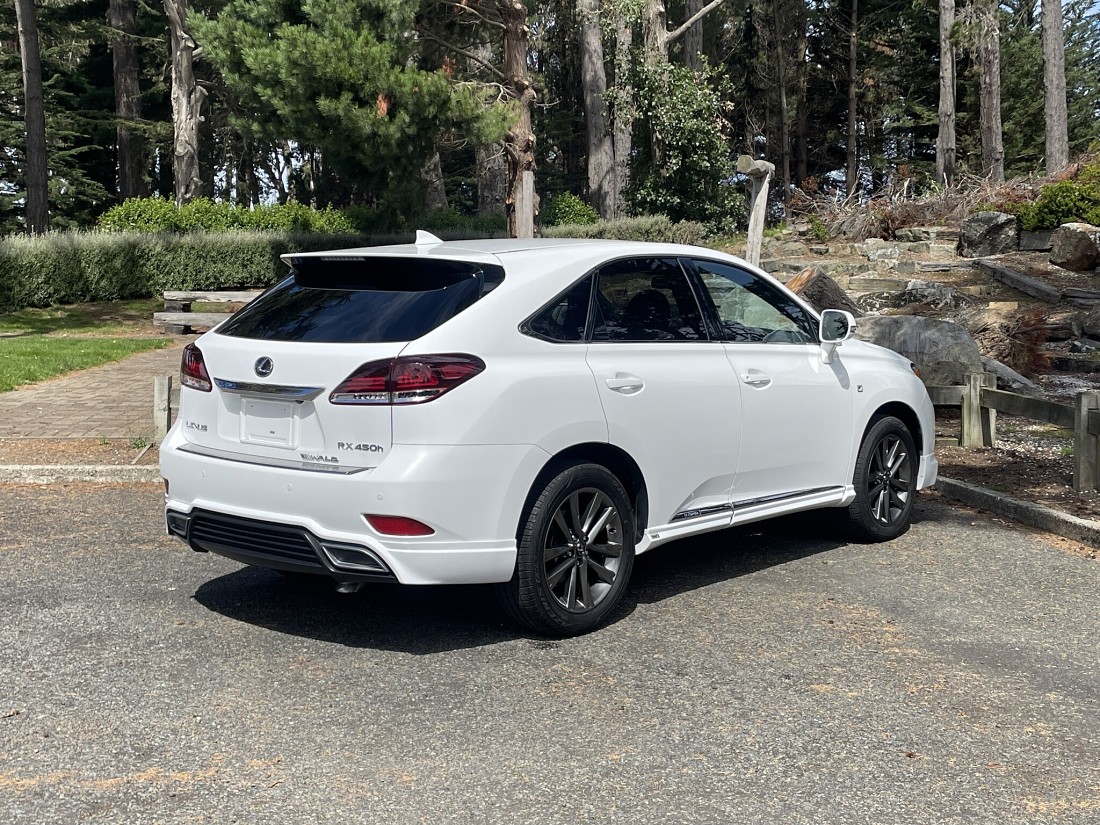 2015 Lexus RX 450h F-Sport - Toyota NZ