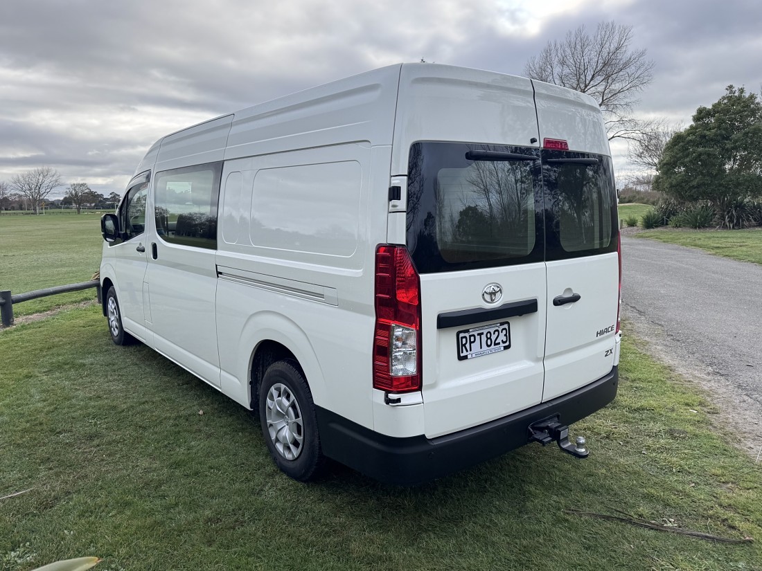 2026 Toyota Hiace ZX 2.8DT Automatic RWD Van - Ex-Demo - Toyota NZ