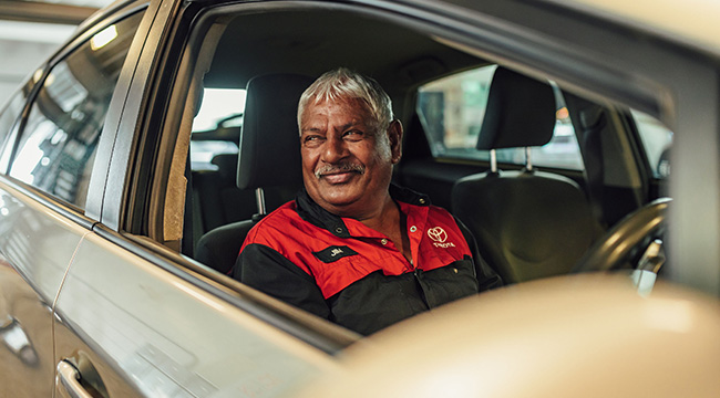 GreyLynnToyota-interior-650x350