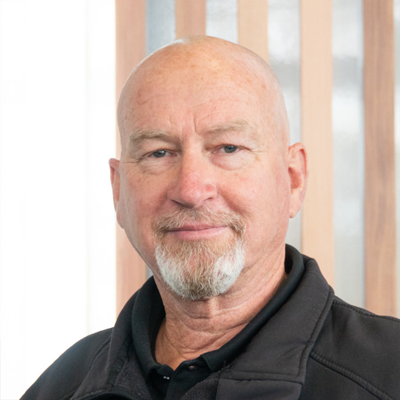 mike-800x800