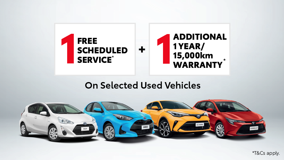 A lineup of Toyota used vehicles with overlay text that reads, "1 free sheduled service + 1 additional 1 year/15,000km warranty on selected used vehicles