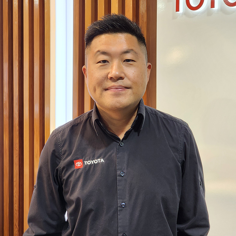 Thomas Zhu 800x800px