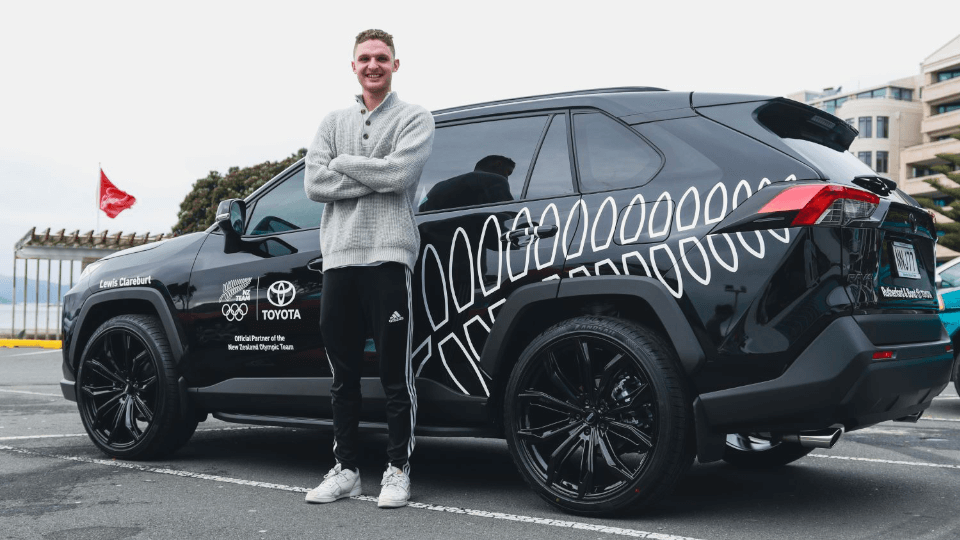 LewisClareburt-960x540