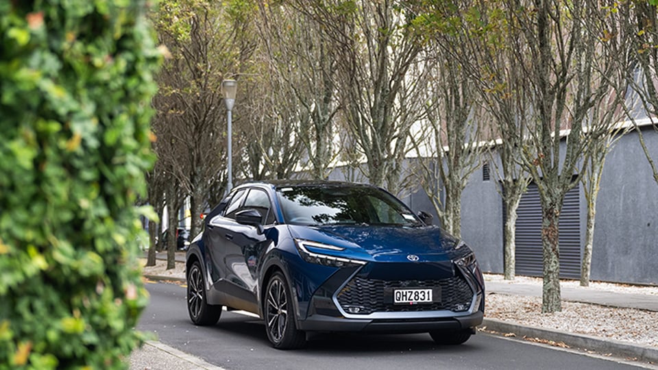 C-HR_Limited960x540