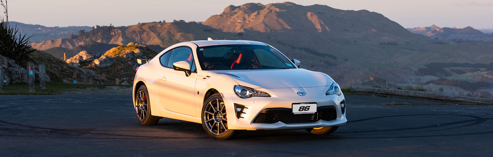 Toyota gt86 pink