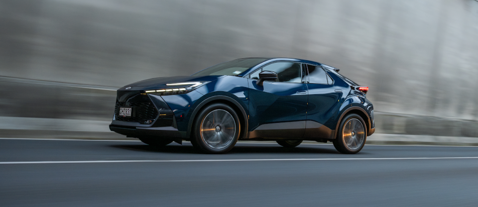 C-HR-Accessories-960x416