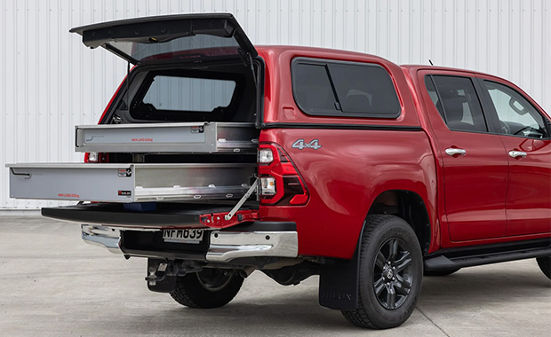 Hilux SR5 Hybrid 4WD Trade-fit-out-Double Drawer 620x380