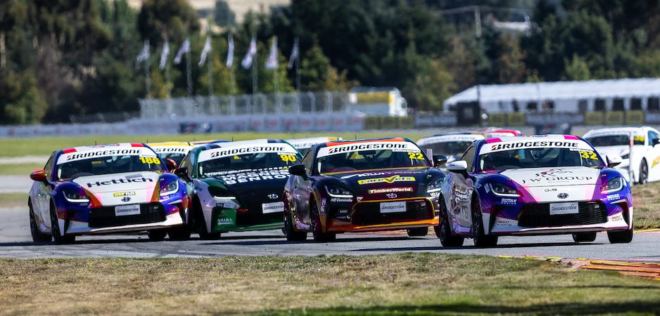 race 2 start Highlands (940 x 450)