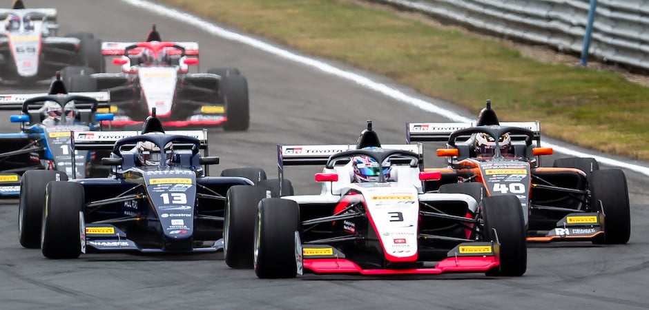 Scoular win  (940 x 450)