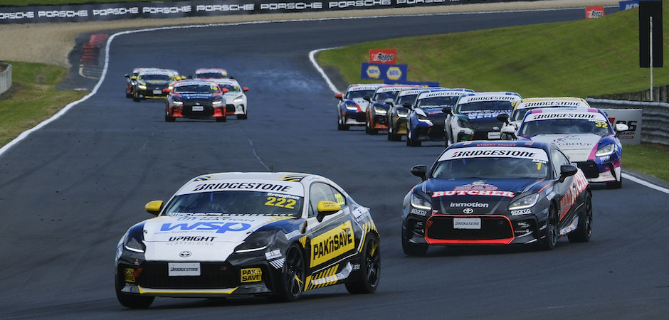 Arthur Hugo R3 R1 HD (940 x 450)