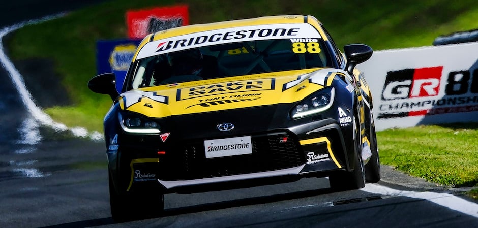 Chris pole HD R1 (940 x 450)