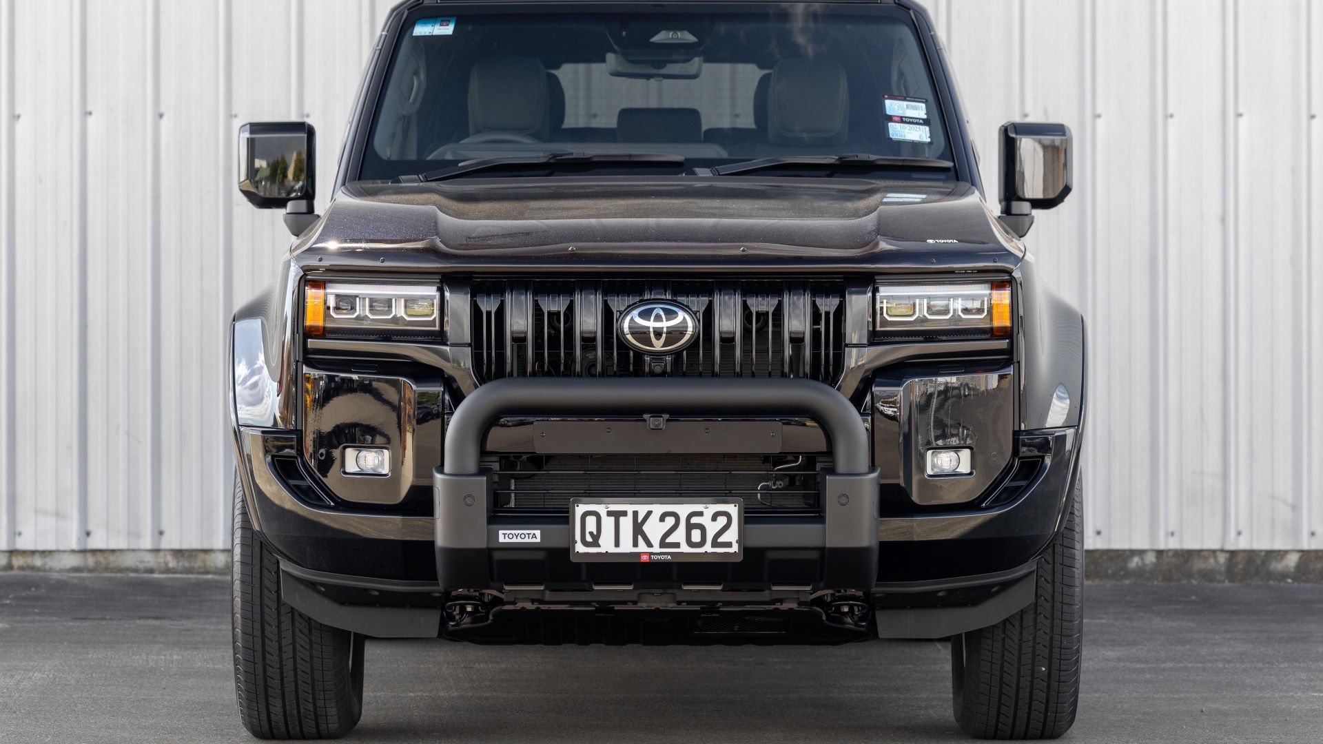 Land Cruiser Prado GXL Hybrid - Accessories - Toyota NZ