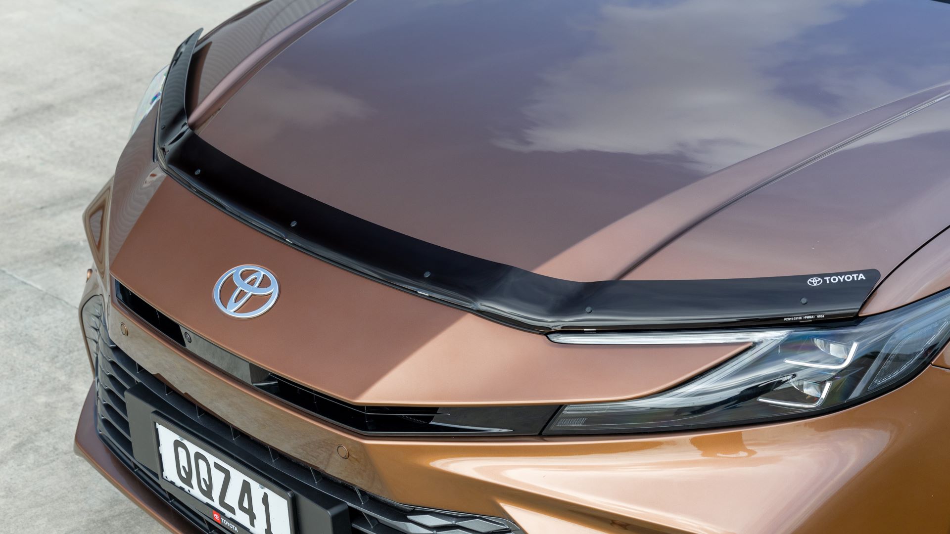 Camry Hybrid ZR - Accessories - Toyota NZ