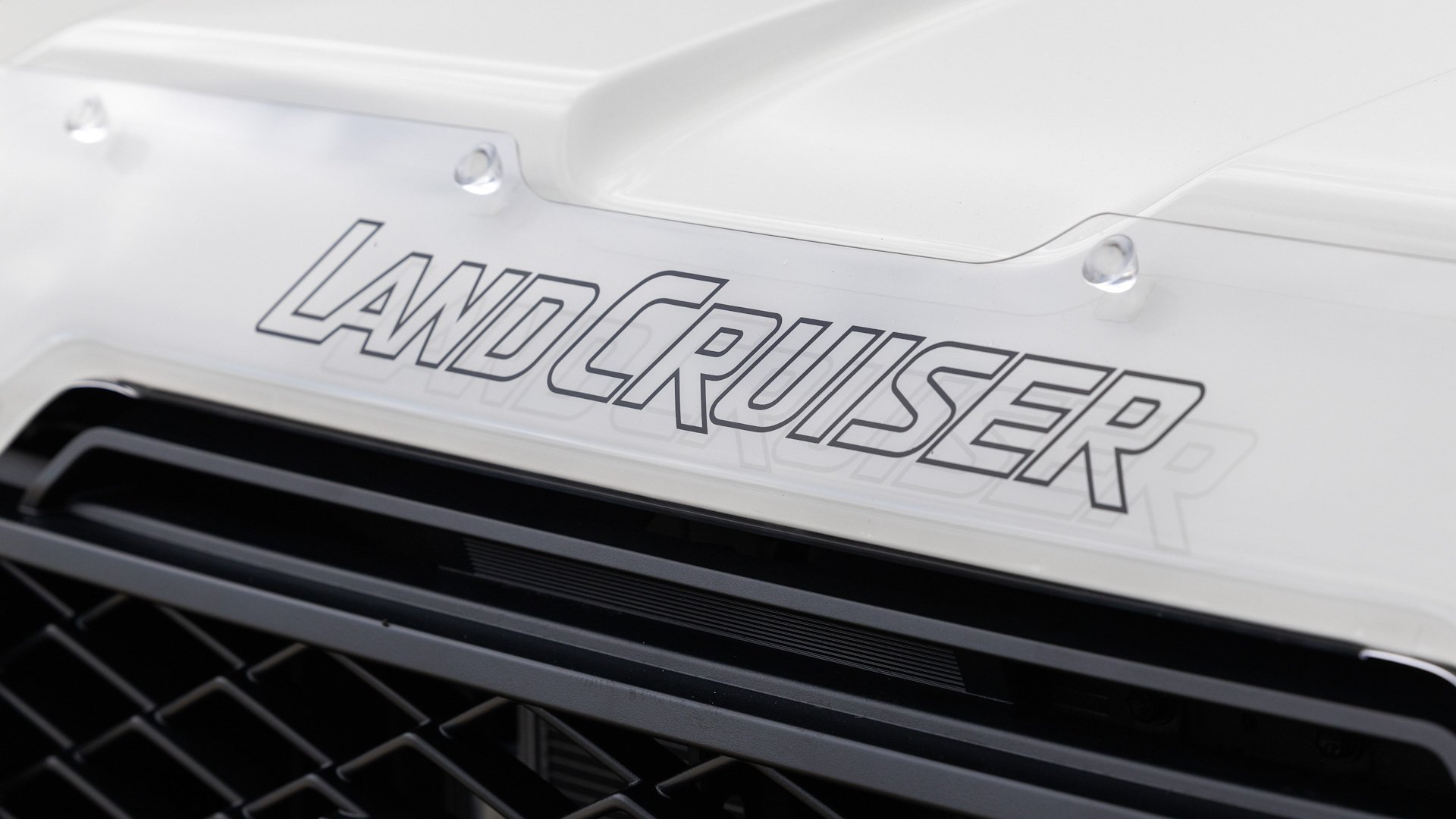 Land Cruiser 70 LX Wagon - Accessories - Toyota NZ