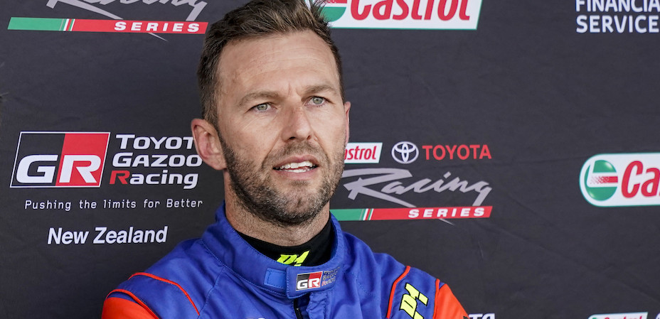 Chris GP (940 x 450)