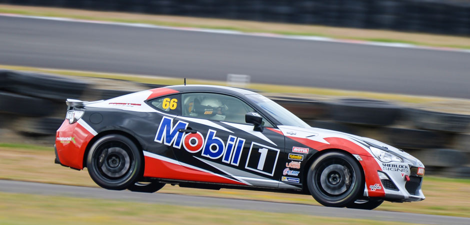 Two-wins-from-three-as-Blewett-continues-to-dominate-Toyotas_HERO_940x450