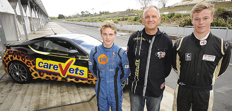 Scholarship-gives-two-drivers-a-chance-to-further-their-racing-careers-940x450-web