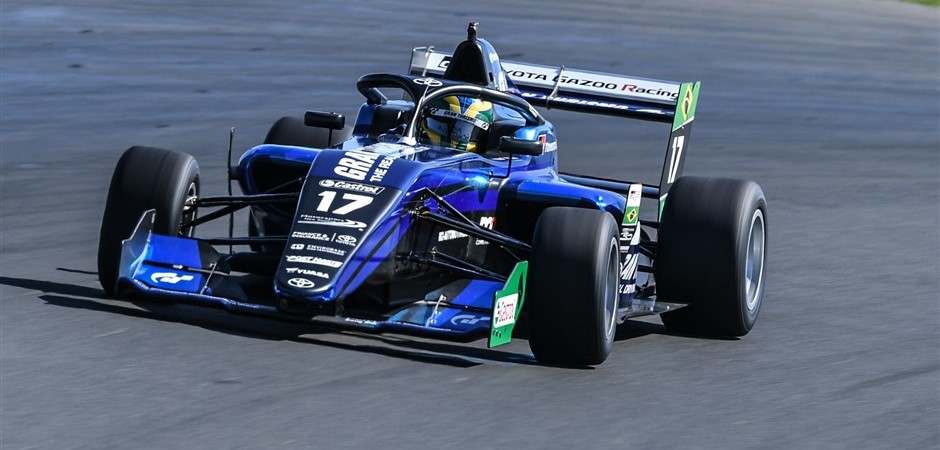 Fraga Sunday HD pole (940 x 450)