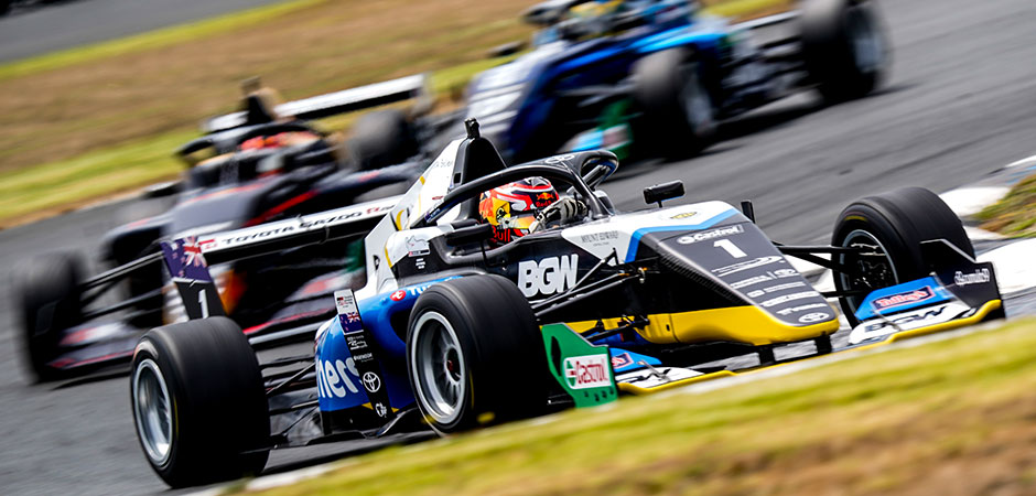 Toyota-New-Zealand-confirms-boost-for-Kiwi-racers_HERO_940x450