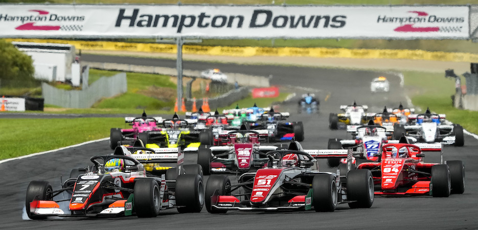 Wurz race 2 win gp (940 x 450)