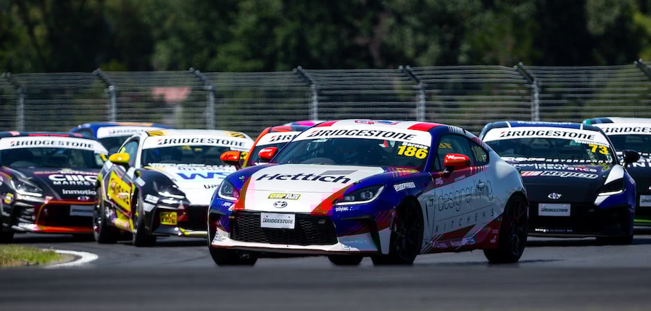 Cooper win HD (940 x 450)