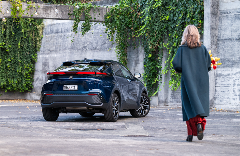 C-HR-Limited-Gallery9-960x626