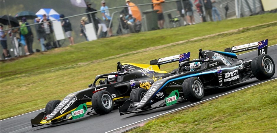 castrol gp(940 x 450)