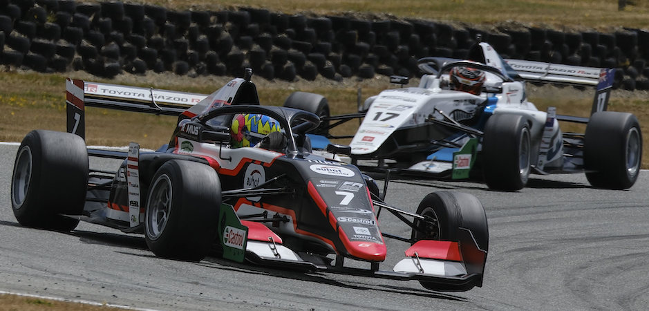 Champions (940 x 450)