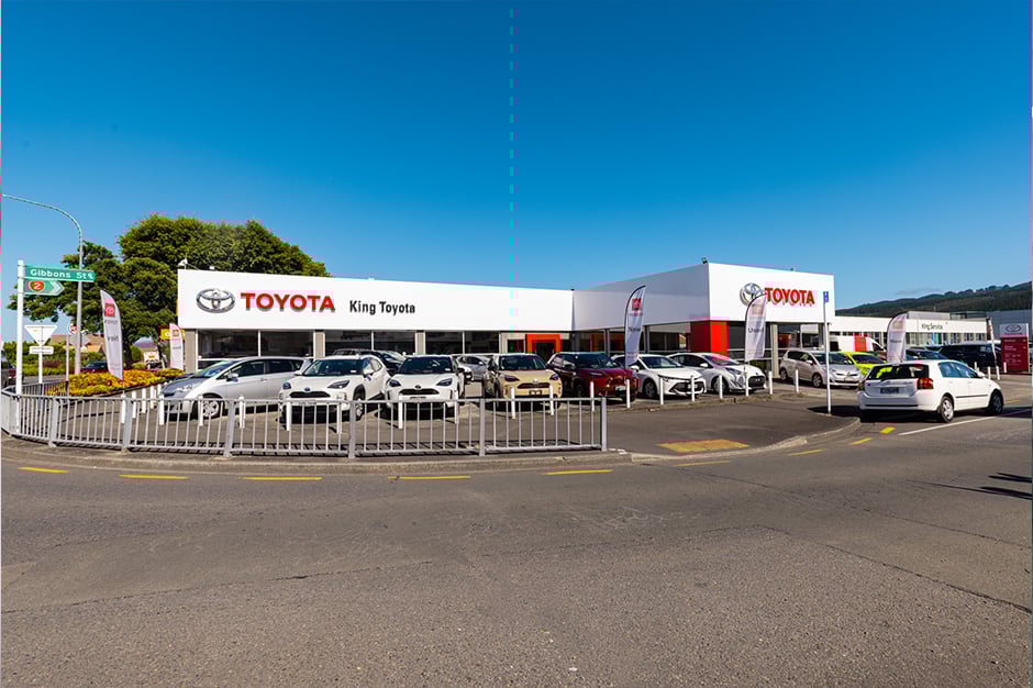 3-King-Toyota-Exterior960x626