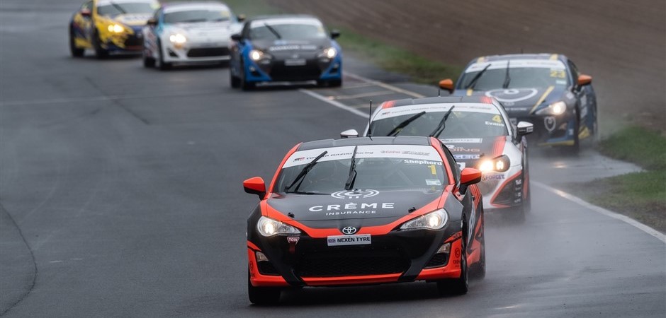 Rowan R3 win HD (940 x 450)