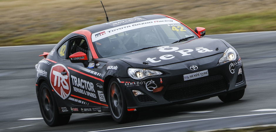 Will Exton Ruapuna (940 x 450)