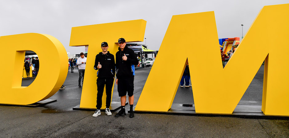 GT4 Wrap (940 x 450)