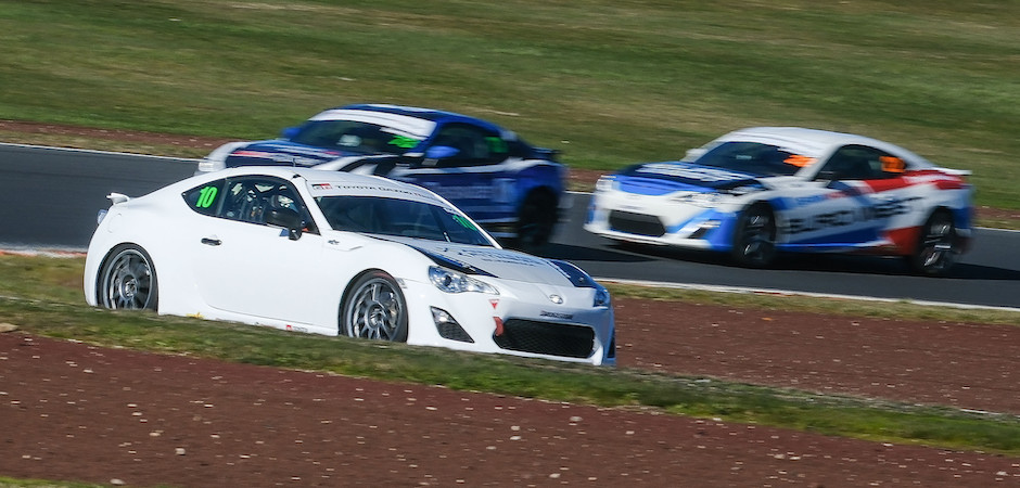 Ayjay Race win taupo (940 x 450)