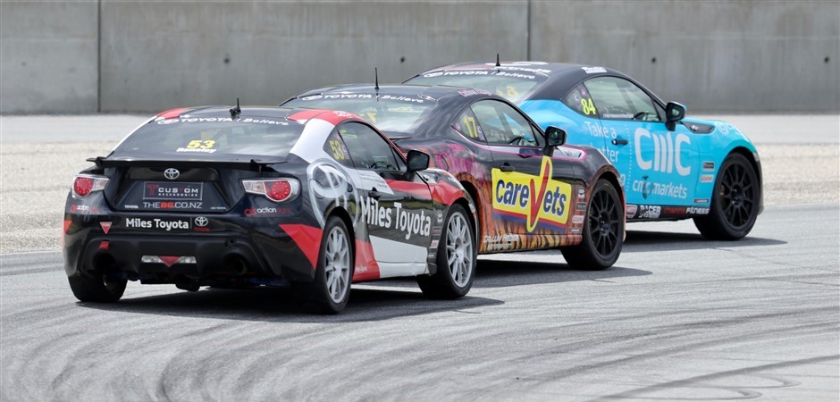 Race 3 Highlands (940 s 450)