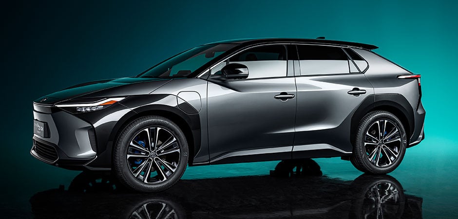 Toyota_unveils_global_electrification_vision_at_Shanghai_Motor_Show_HERO_940x450