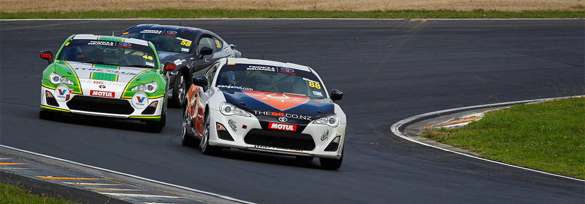 Round-6_TR860305144022_1200x420-desktop