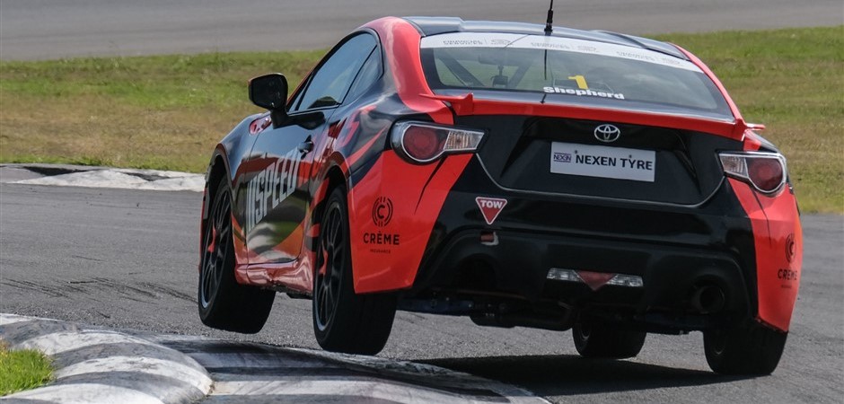 Rowan ouke pole (940 x 450)