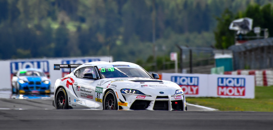 Nurburgring day 1 (940 x 450)