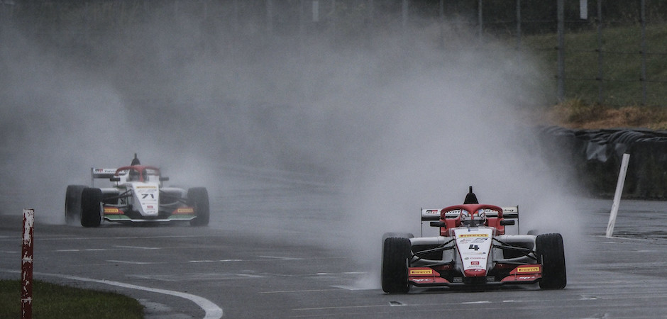 Roman Dan Higgins win (940 x 450)