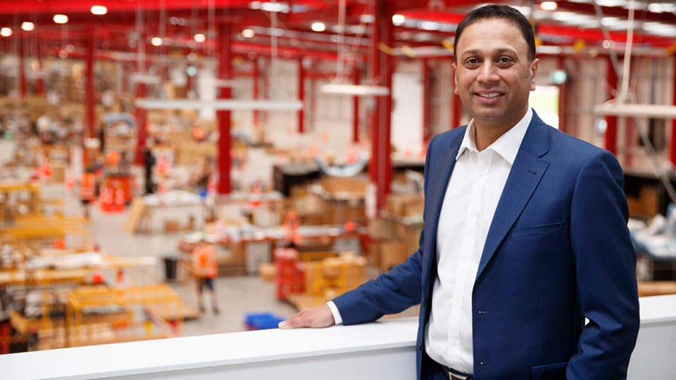 Toyota-celebrates-customer-loyalty-in-the-disruptive-year-of-2021_HERO_960_540